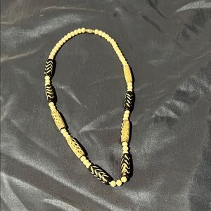 Elegant Black and white Beaded Necklace